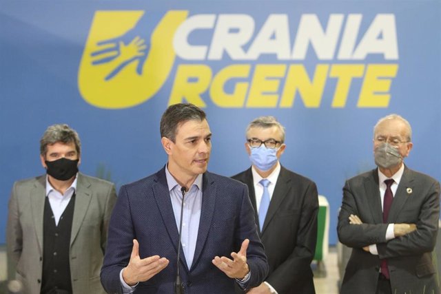 20 April 2022, Spain, Malaga: Spanish Prime Minister Pedro Sanchez, speaks during a visit to an emergency shelter for Ukrainians. Photo: Lorenzo Carnero/ZUMA Press Wire/dpa