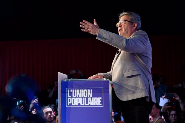 El candidato del partido izquierdista Francia Insumisa, Jean-Luc Mélenchon