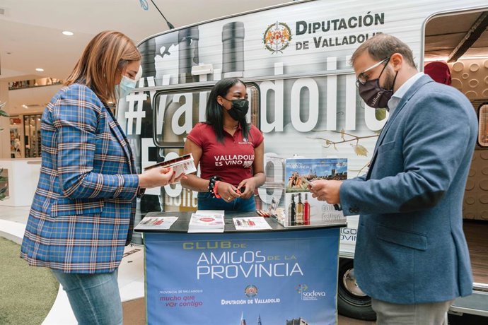 Archivo - Feria 'Nuestra Tierra' en Vallsur de la mano de la Diputación de Valladolid