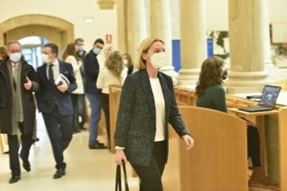Listas de espera sanitarias y ayudas a recintos escénicos, entre los temas a tratar este jueves por el Parlamento