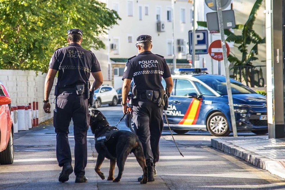 Agentes de la Policía Local de Torremolinos