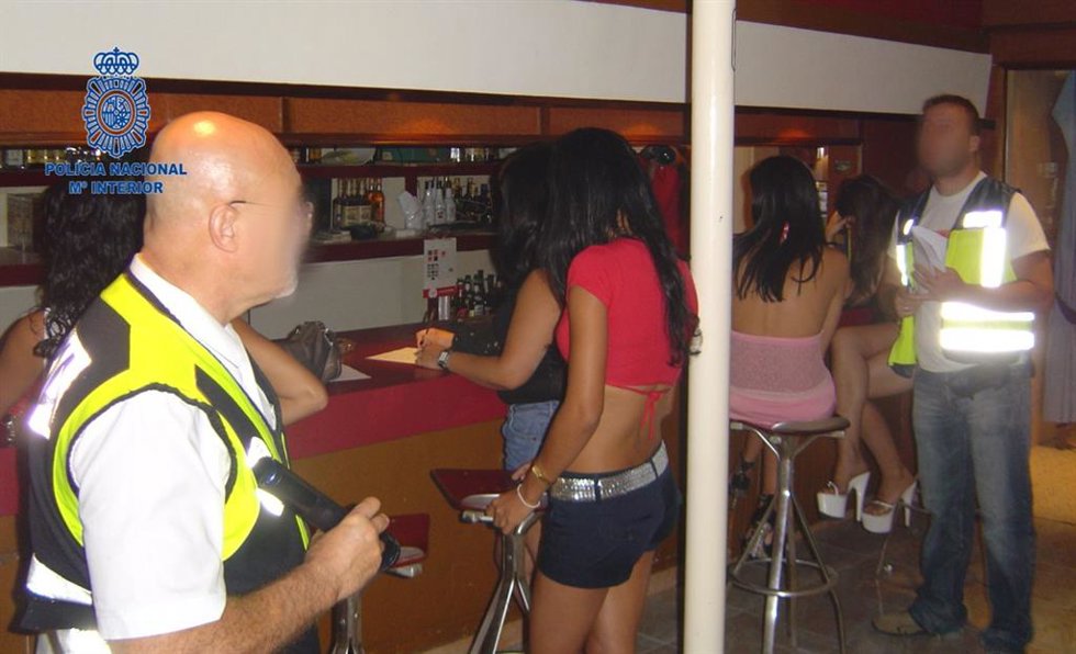 Archivo - Recurso de prostitución, Policía Nacional, club de alterne, investigación, striptease
