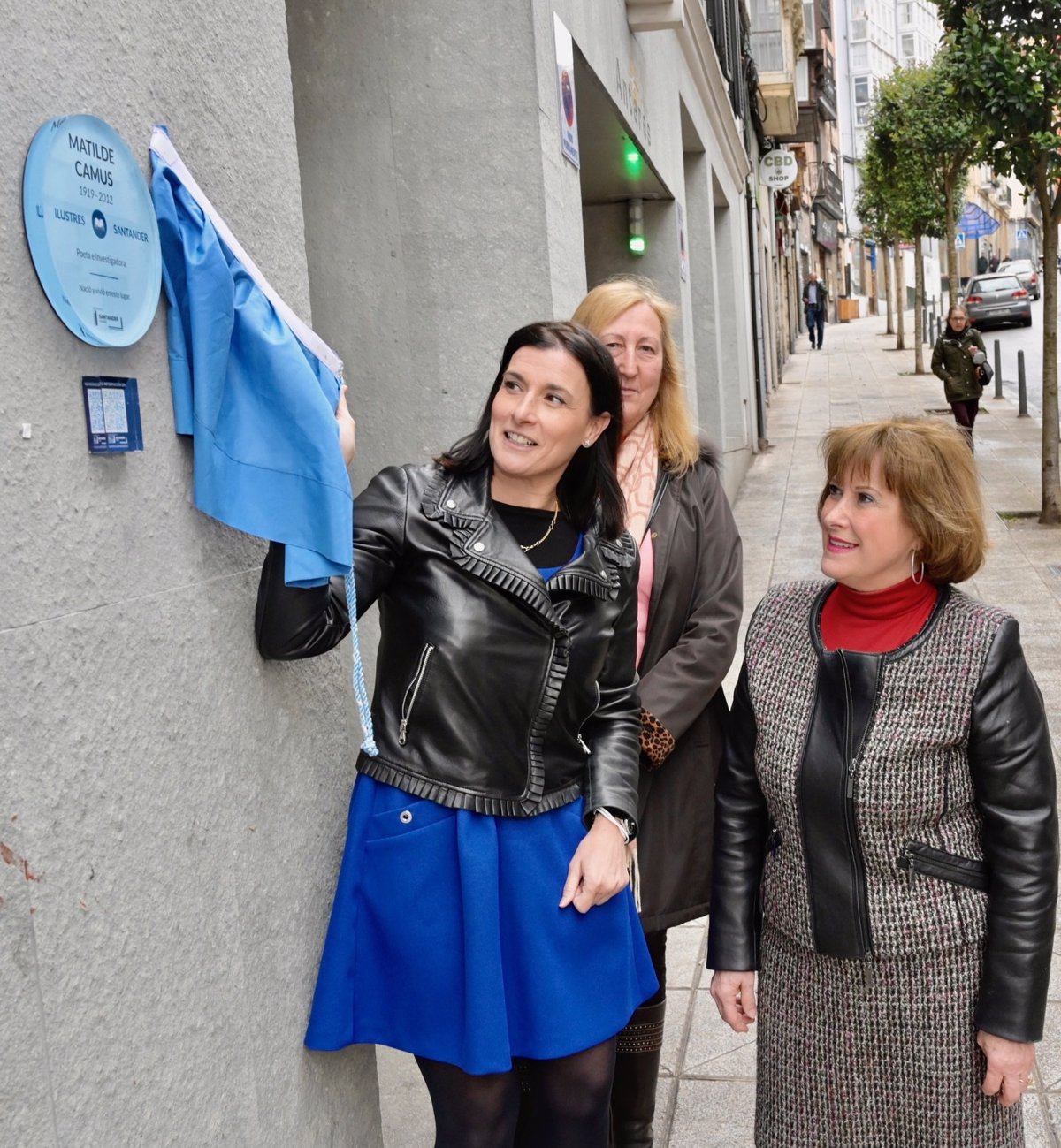 Matilde Camus se suma a la ruta Ilustres Santander con una placa en su