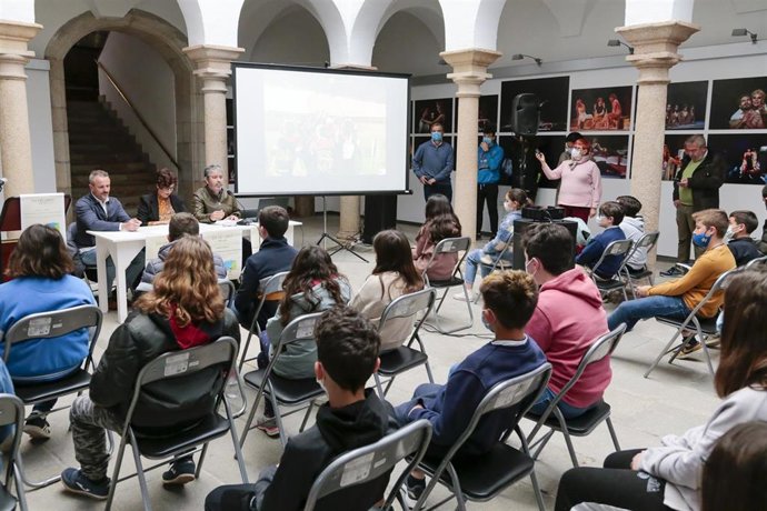 Presentación La Escuela Adopta un Monumento
