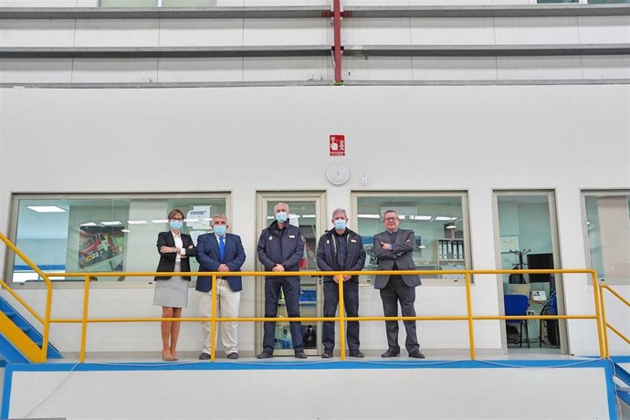Las instalaciones de Surtruck en Sevilla reciben la visita de los máximos responsables del Cuerpo de Bomberos del Ayuntamiento de Madrid.