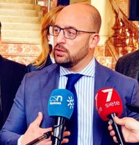 El alcalde de El Puerto (Cádiz) emite un bando por la Motorada para compatibilizar la diversión y el descanso