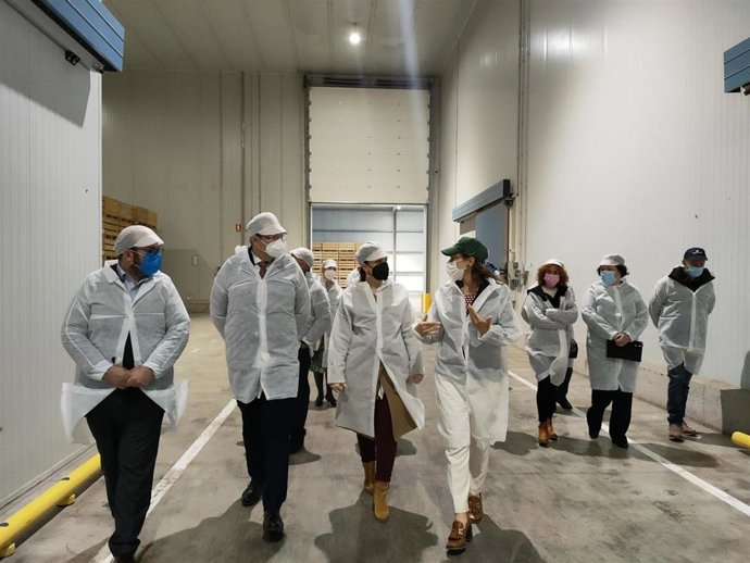 La consejera Maru Díaz ha visitado la empresa Fuencampo S. XXI.