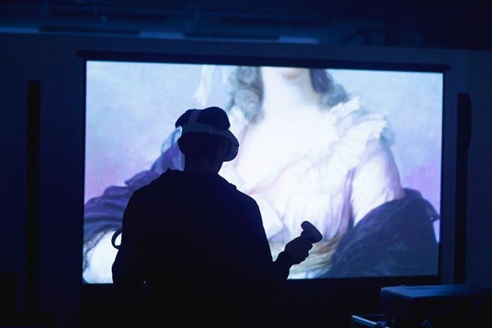 El proyecto 'Micro-folie' acerca obras del Louvre, la Ópera de París o Museo de Orsay a la Alianza Francesa de Málaga.