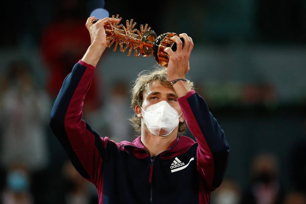 Archivo - Alexander Zverev, campeón del Mutua Madrid Open de 2021.