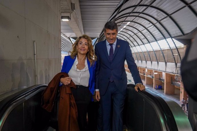 La ministra de Transportes, Movilidad y Agenda Urbana, Raquel Sánchez, llega a Santa Justa, para  presidir el acto de celebración del 30 aniversario de la llegada del AVE, en compañía del delegado del Gobierno, Pedro Sánchez.