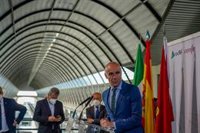 El alcalde de Sevilla valora el acuerdo con el Gobierno para unir Santa Justa y el Aeropuerto: "No podemos esperar más"