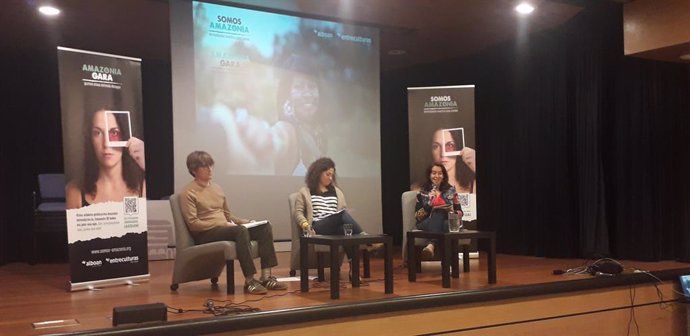 Imagen de la presentación en Bilbao del informe "Somos Amazonía, claves ecofeministas para la defensa de la Amazonía".