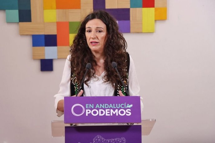 Archivo - La coportavoz de Podemos Andalucía Libertad Benítez, en rueda de prensa en una foto de archivo.