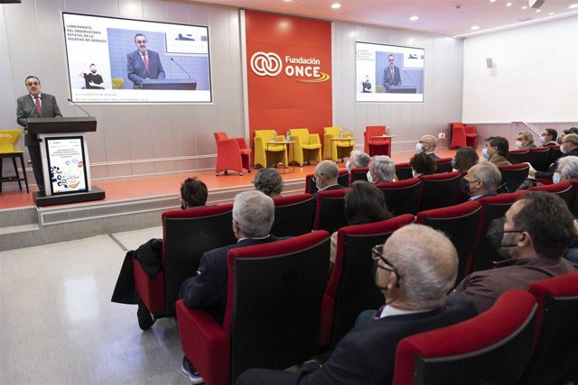 El presidente del Grupo Social ONCE, Miguel Carballeda, en el acto de presentación de SoledadES