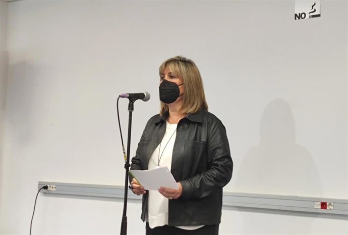 Archivo - La alcaldesa de L'Hospitalet de Llobregat (Barcelona), Núria Marín, en rueda de prensa tras declarar como investigada por el caso del Consell Esportiu.