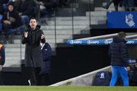 Xavi: "Piqué es espectacular lo que está aguantando"