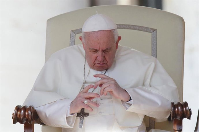 20 April 2022, Vatican, Vatican City: Pope Francis leads the general audience at St. Peter's Square. Photo: Evandro Inetti/ZUMA Press Wire/dpa