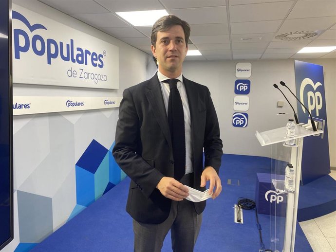 Archivo - El presidente del PP Zaragoza, Ramón Celma.