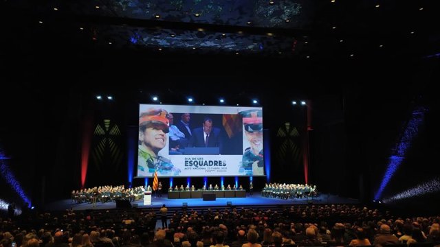El conseller de Interior, Joan Ignasi Elena, interviene en la celebración del Dia de les Esquadres, el 22 de abril de 2022.