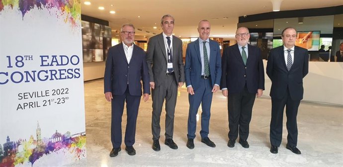 El alcalde de Sevilla, Antonio Muñoz, en el XVIII Congress of the European Association of Dermato-Oncology (EADO), el mayor encuentro científico internacional sobre cáncer de piel.