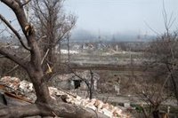 Ucrania acusa a Rusia de no querer abrir corredores para la evacuación de civiles en la acería Azovstal