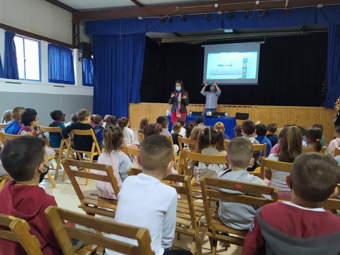 Presentación de la serie de videocuentos coeducativos 'Creciendo en igualdad con Pompa y Pompo'