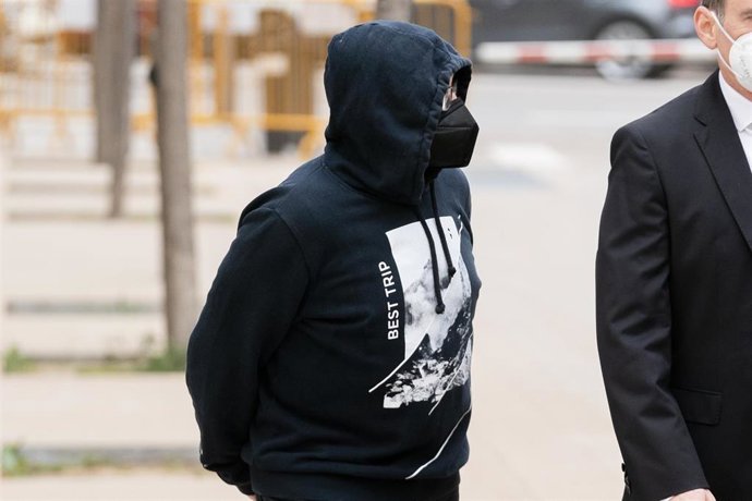 Archivo - Manuel Murillo (i), el hombre acusado de organizar la 'operación Valkiria' en España para terminar con la vida del presidente del Gobierno, acude a declarar a la Audiencia Nacional, a 15 de marzo de 2022, en Madrid (España). Los hechos que se 