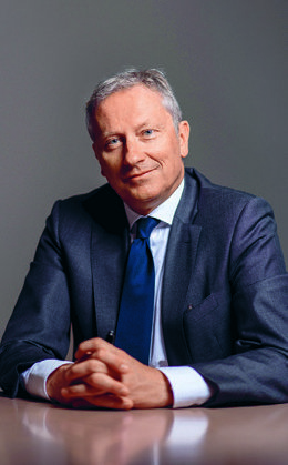 Archivo - El director de inversiones del banco privado suizo Julius Baer, Yves Bonzon.