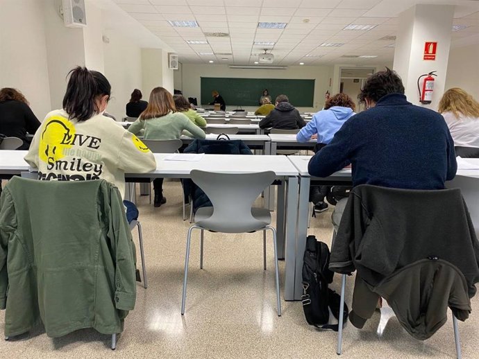 Candidatos en exámenes de OPE de Sanidad