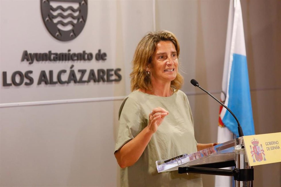 Archivo - 25-08-21 La Ministra  Teresa Ribera en el ayuntamiento de Los Alcázares
