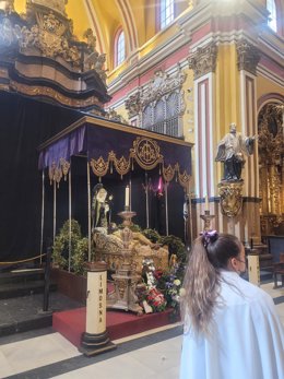 Se recomienda que las personas con mayor vulnerabilidad sigan usando mascarilla