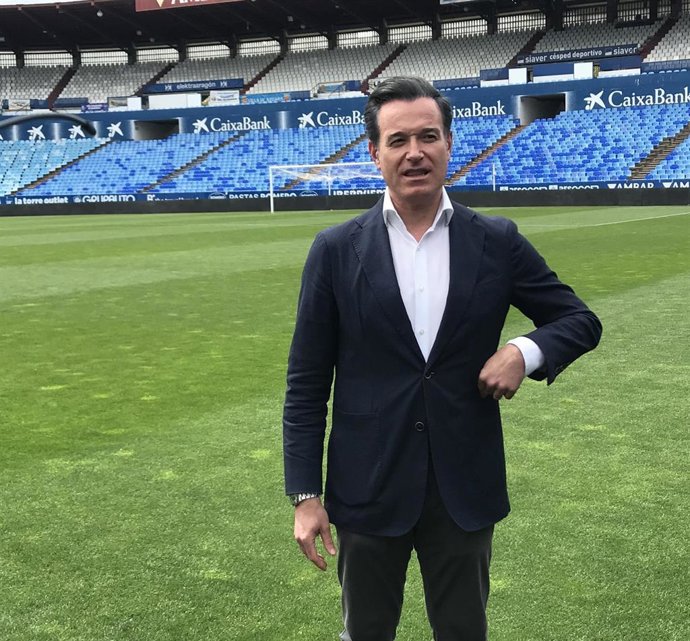 El consejero municipal de Urbanismo del Ayuntamiento de Zaragoza, Víctor Serrano, en La Romareda