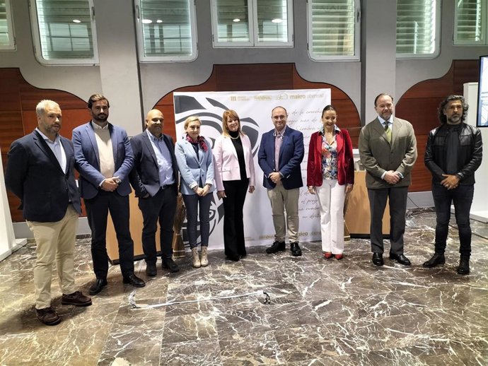 El Centro de Recepción del Puerto de Huelva ha acogido el acto del inicio de las obras del proyecto 'Monajuana Urban Beach' .