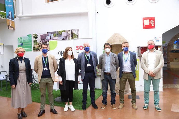 Archivo - La intermediación del SOIB durante el 2022 permitirá la contratación de 14.000 personas, un 40% más que en 2019.