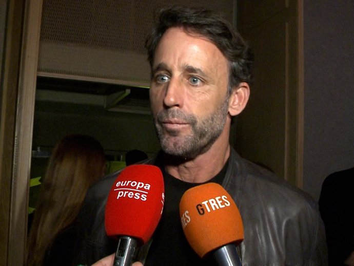 ÁLVARO MUÑOZ ESCASSI