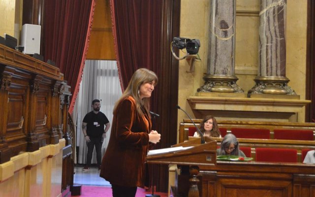 La presidenta del Parlament, Laura Borràs, participa en el acto 'Lletres al Parlament', a 22 de abril de 2022.