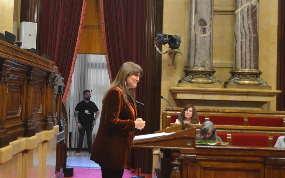 La presidenta del Parlament, Laura Borrs, participa en el acto 'Lletres al Parlament', a 22 de abril de 2022.