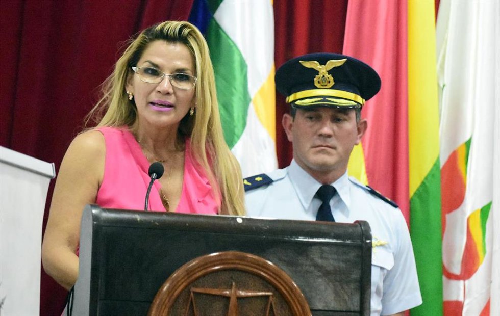Archivo - La expresidenta de Bolivia Jeanine Áñez