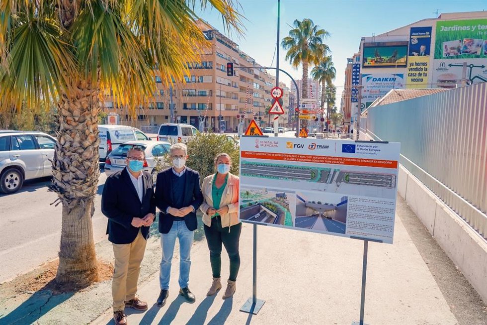 Adjudicadas las obras de supresión del paso a nivel del TRAM y el acceso en la avenida de Beniardá en Benidorm