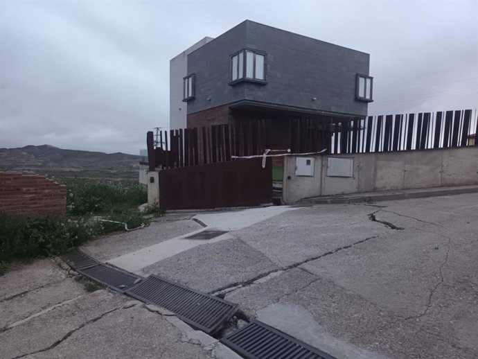 Una de las viviendas afectadas por el deslizamiento de ladera en Autol