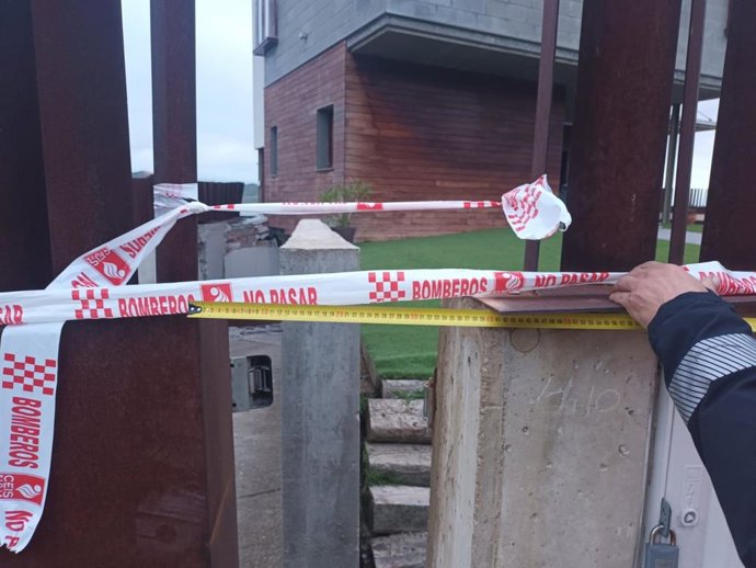 Los técnicos deciden el desalojo de 9 viviendas, que afecta a unas 20 personas, tras el deslizamiento de ladera en Autol