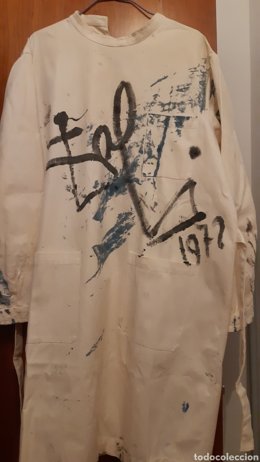 Bata usada por Dalí para pintar dos cuadros de Iberia