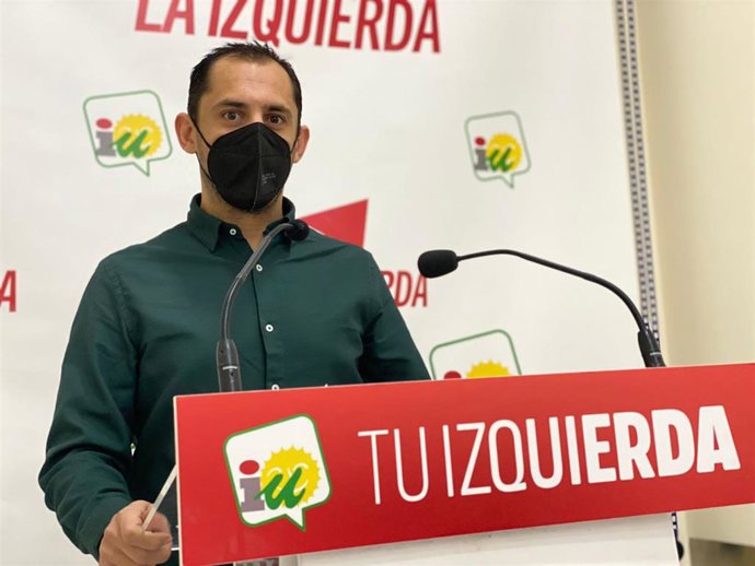 Archivo - El coordinador provincial de IU Córdoba, Sebastián Pérez, en una imagen de archivo