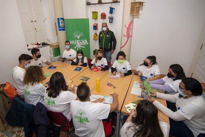 Archivo - Curso de 'Monitor de actividades en el tiempo libre infantil y juvenil' en el marco de la Estrategia de Desarrollo Sostenible e Integrado