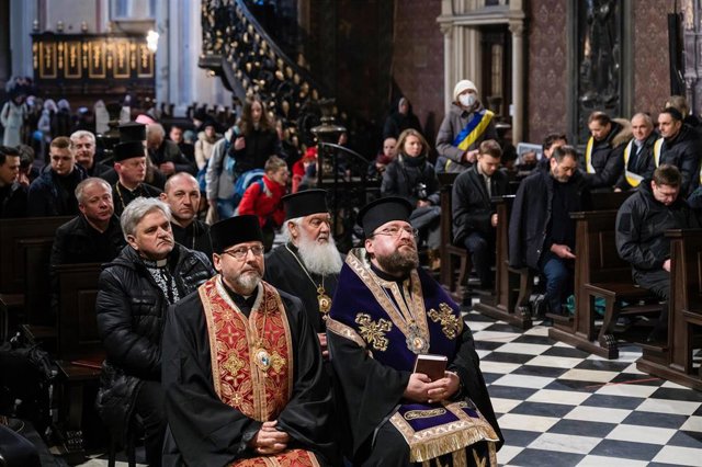 Archivo - Ceremonia interconfesional en Leópolis (Ucrania)