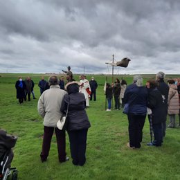 San Jorge en la procesión por los  campos de Aguasal.
