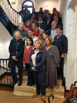 Delia Losa junto a la nueva Ejecutiva de la AMSO