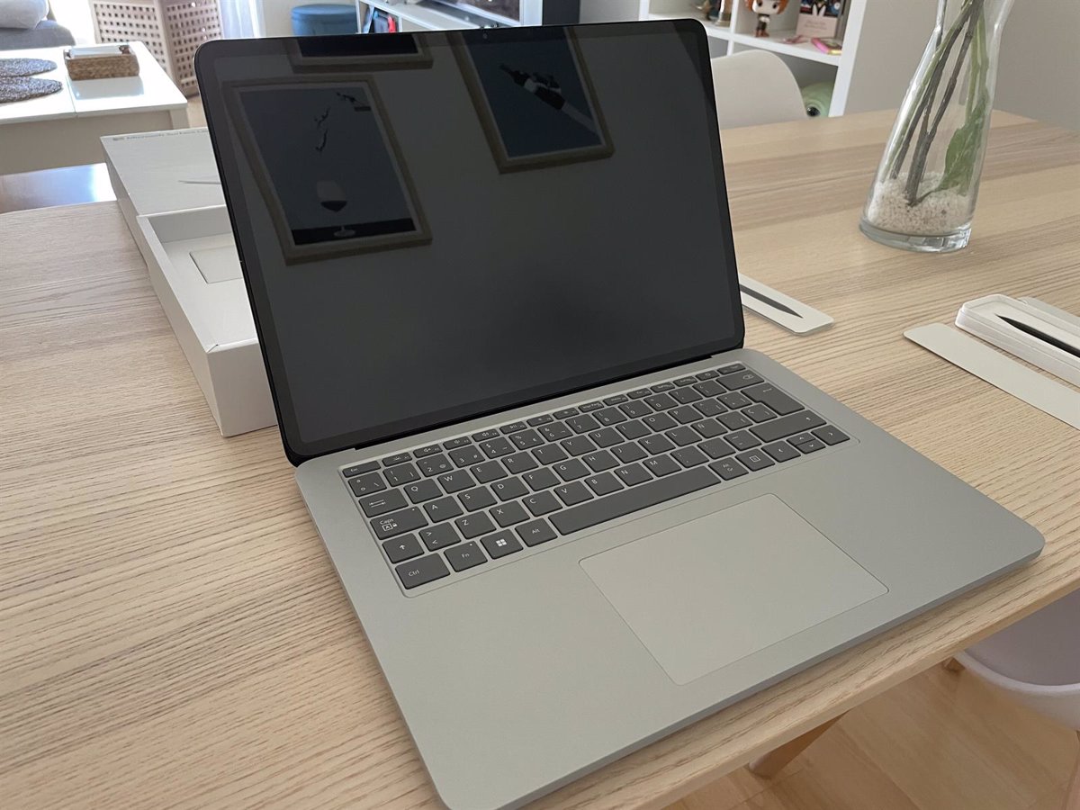This is the Microsoft Surface Laptop Studio, a powerful convertible laptop with a ‘gaming’ team’s soul