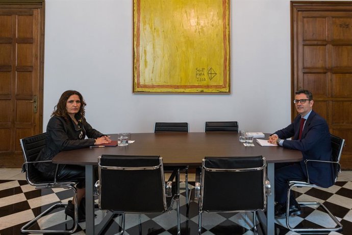 Reunió entre el ministre de la Presidncia, Félix Bolaños, i la consellera de la Presidncia de la Generalitat, Laura Vilagr, en el Palau de la Generalitat a Barcelona per abordar els presumptes casos d'espionatge a líders independentistes