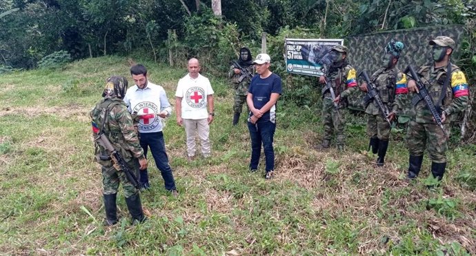 Liberación de un policía secuestrado por la guerrilla de las FARC con la mediación del CICR